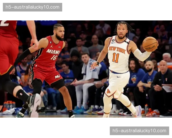 尼克斯主场战绩28胜10负 主客场效率差异明显 尼克斯主场战绩28胜10负 主客场效率差异明显